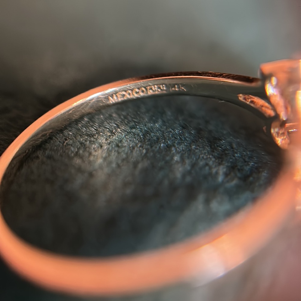 Amethyst And Solid 14k Gold Ring - image 7